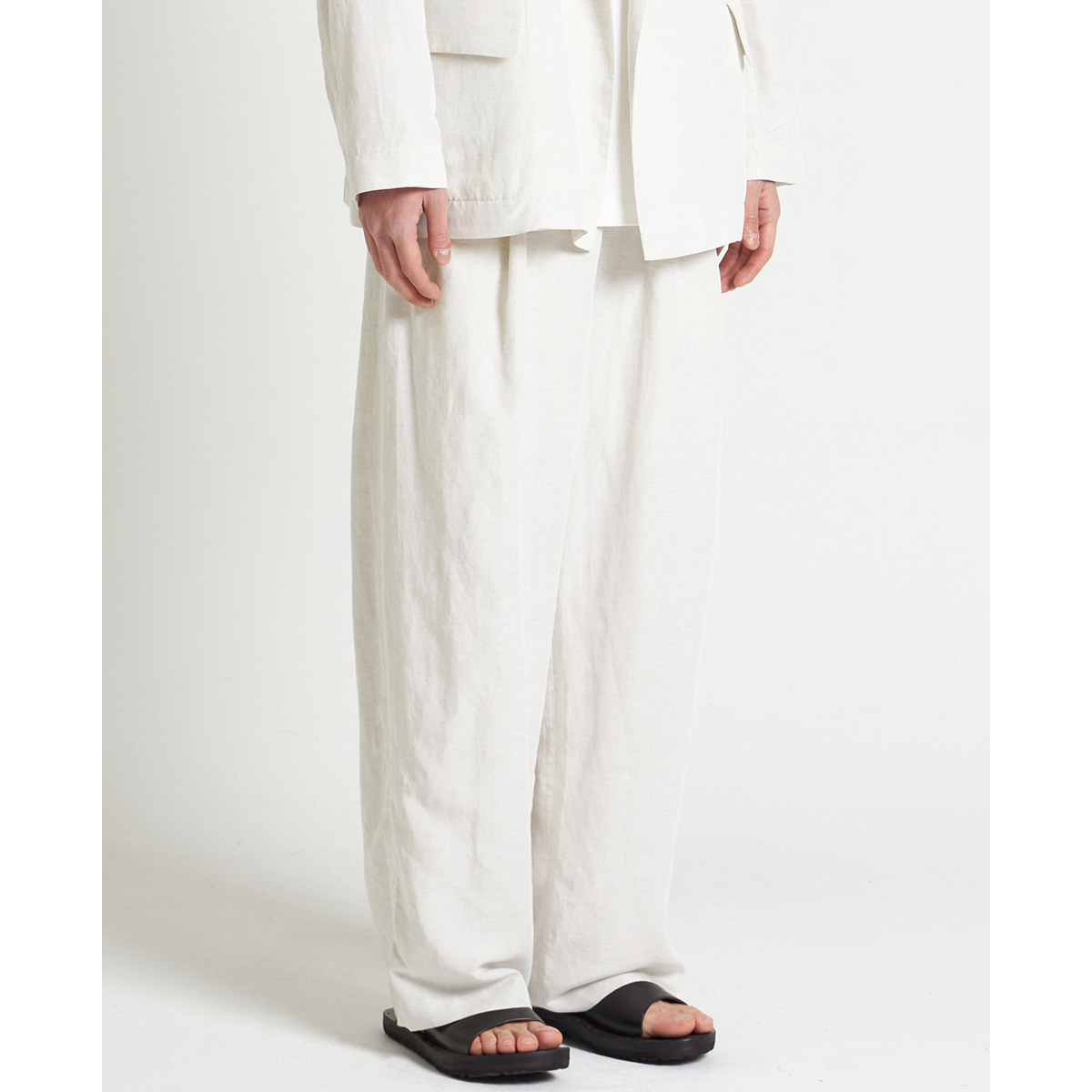 [YOUTH] STRUCTURED WIDE PANTS &#039;IVORY&#039;