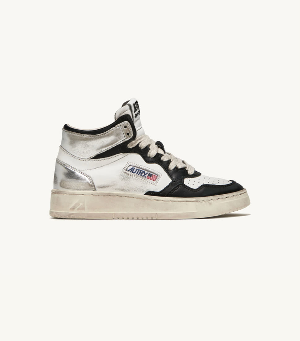 [AUTRY] MEDALIST MID SUPER VINTAGE SNEAKERSLEATHER/LEATHER &#039;WHITE/SILVER/BLACK&#039;