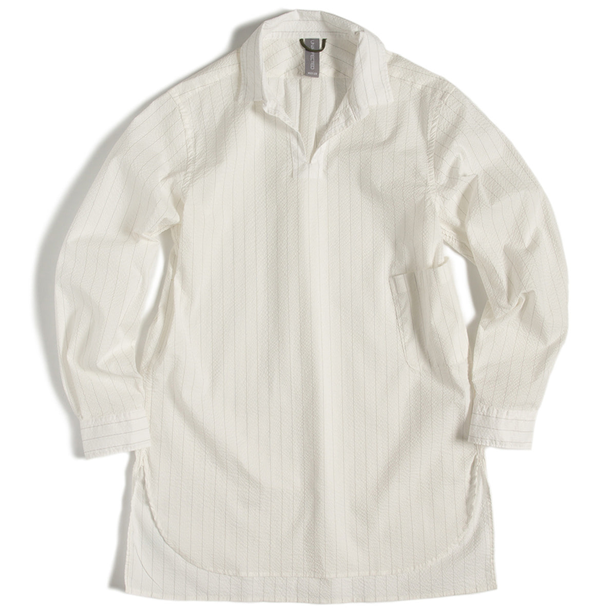 [UNAFFECTED] ONE PIECE COLLAR V-NECK SHIRT &#039;WHITE PIN STRIPE&#039;